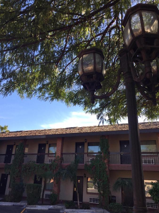Hotel Siesta Real Mexicali Exteriör bild